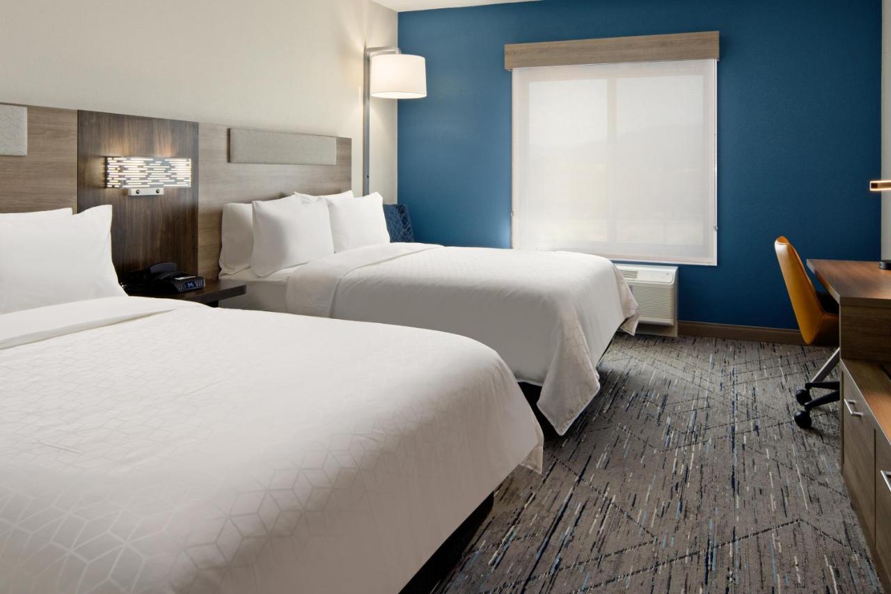 Holiday Inn Express & Suites Palm Desert - Millennium By Ihg المظهر الخارجي الصورة