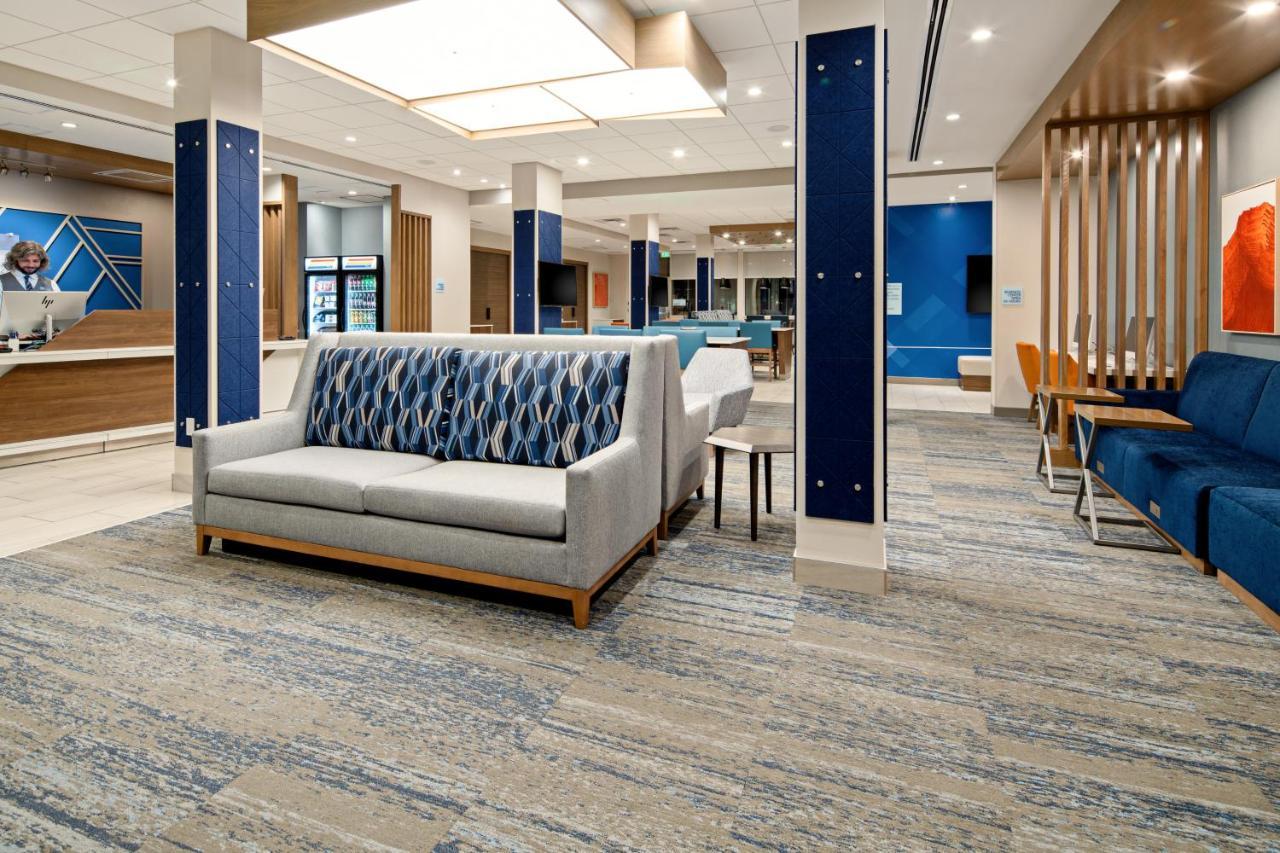 Holiday Inn Express & Suites Palm Desert - Millennium By Ihg المظهر الخارجي الصورة