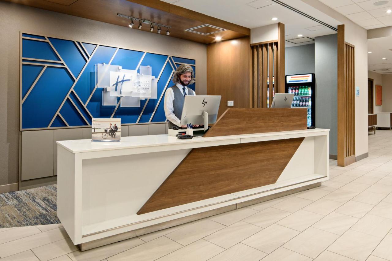 Holiday Inn Express & Suites Palm Desert - Millennium By Ihg المظهر الخارجي الصورة